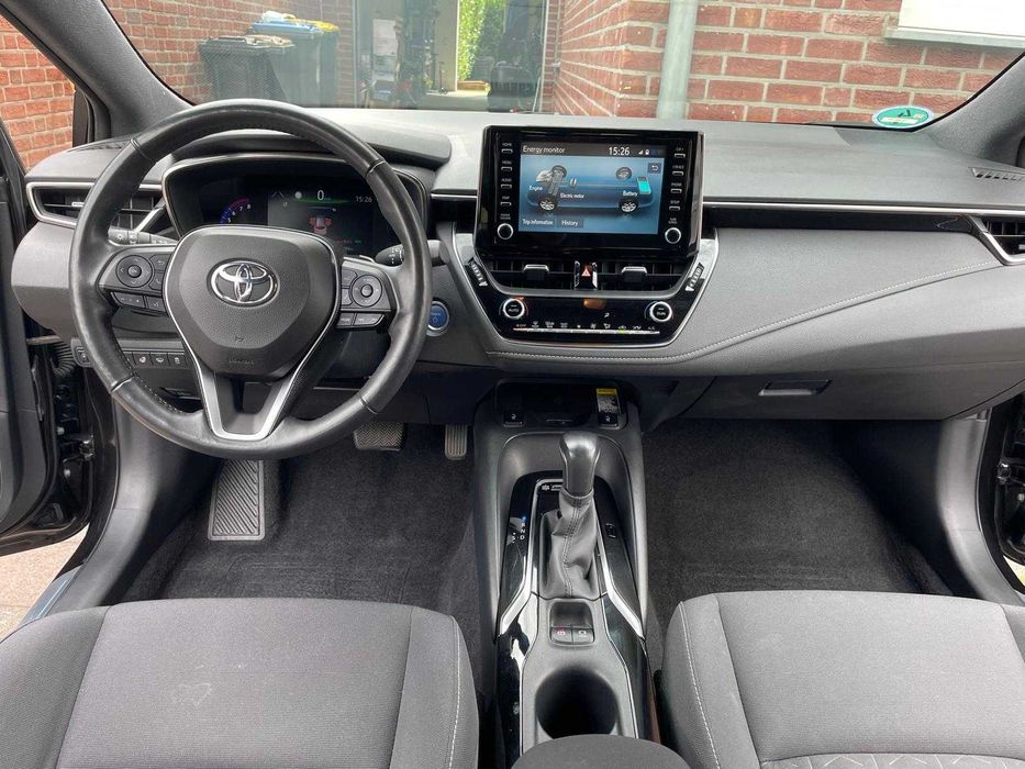 Toyota Corolla 2.0 Hybrid Team Deutschland, 2021, 76.000km