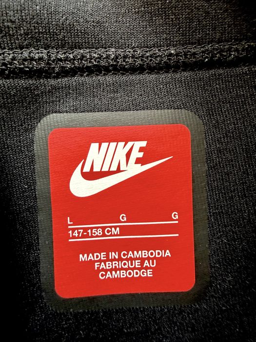 Къси панталони NIKE TECH