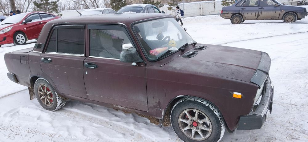 Продам ваз 2107 в хорошем состоянии