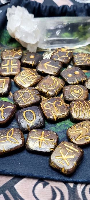 Костяные Ведьмины руны