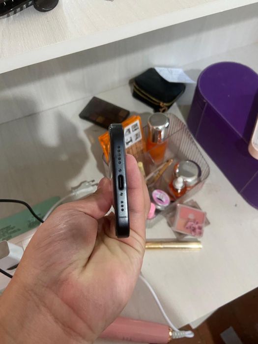 Iphone 16 состояние идеальное