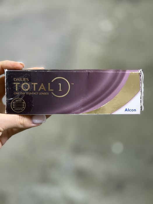 ежедневни контактни лещи Dailies Total 1