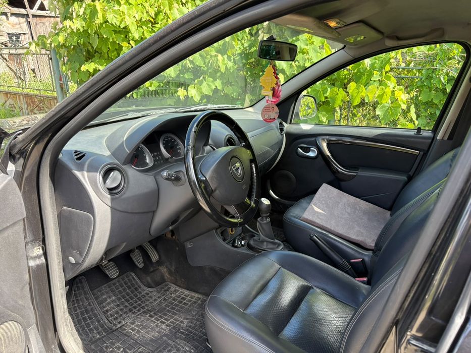 Cînd Dacia duster