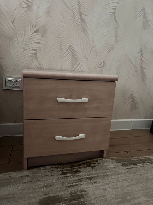 Продам спальный гарнитур