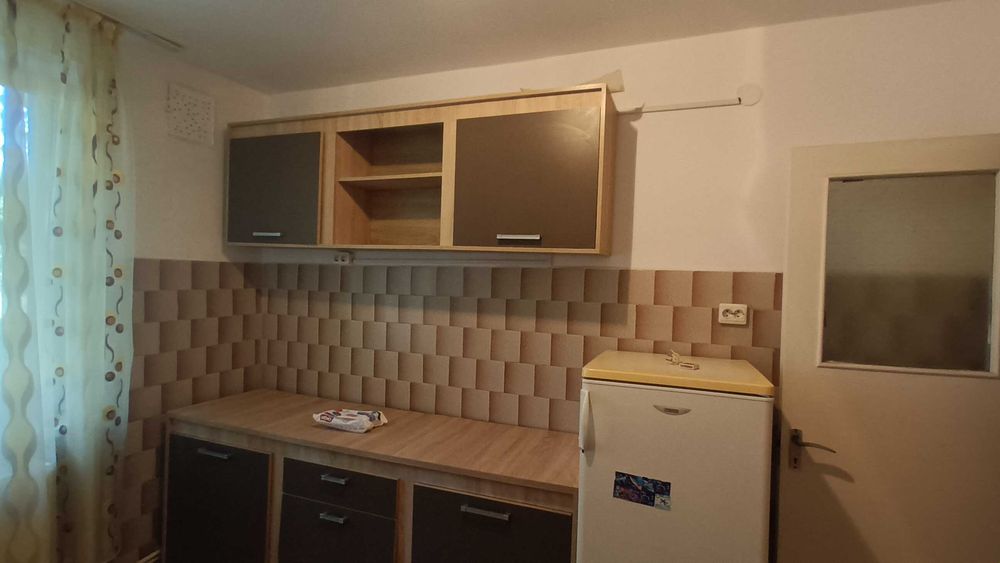 Apartament 2 camere - vanzare
