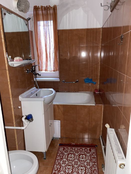 Aparatament de vanzare cu 2 camere, etaj. 1 ,la 50m de kaufland