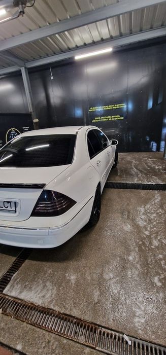Mercedes  benz w203
