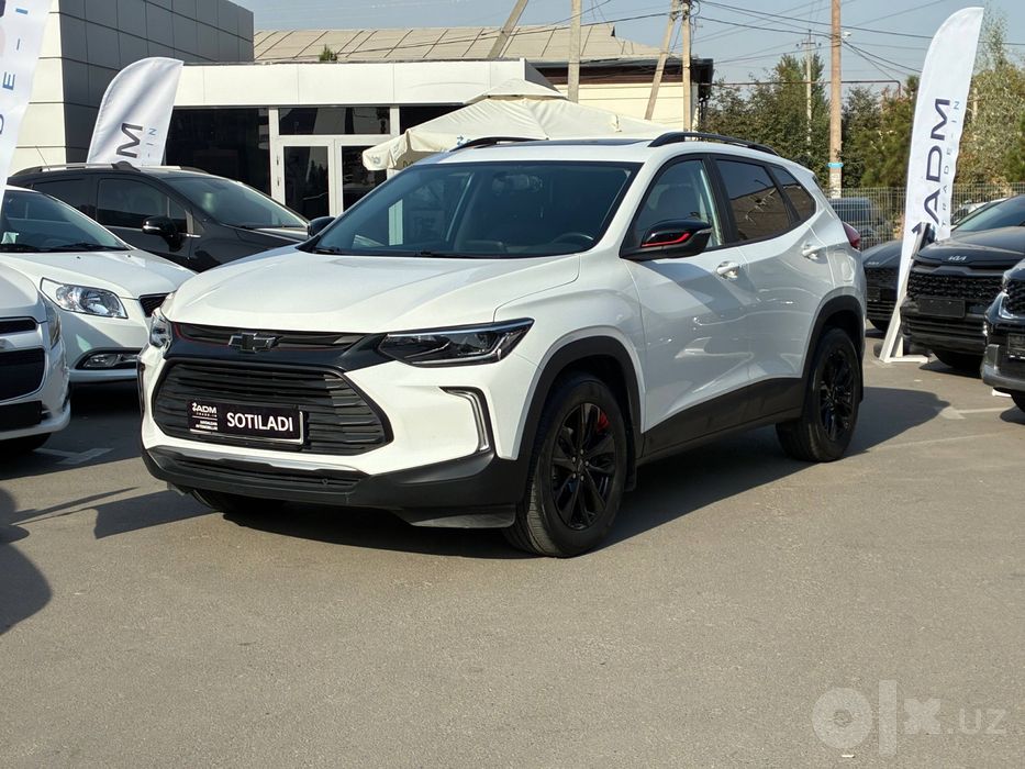 Chevrolet Tracker Red line