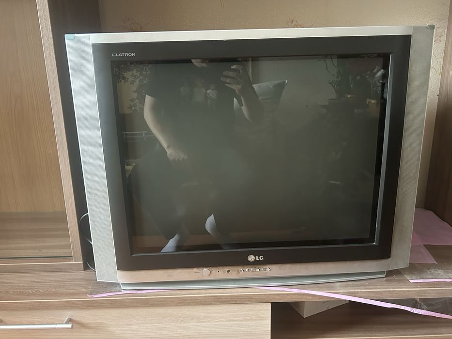 телевизор LG FLATRON 29FC2RL