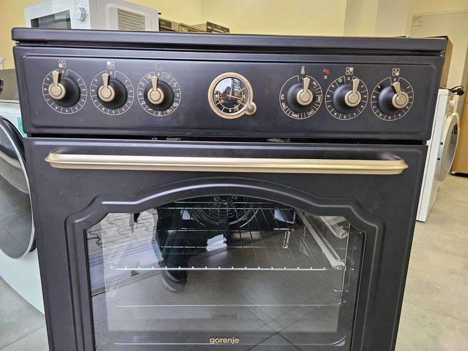 Нова! Ретро печка/фурна Gorenje с керамичен плот свободностояща 60 см.