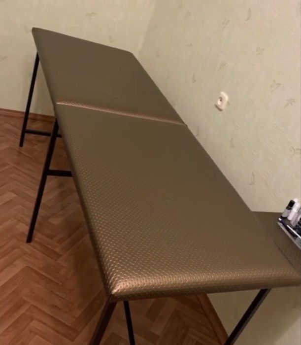 Продам кушетку без отверстия