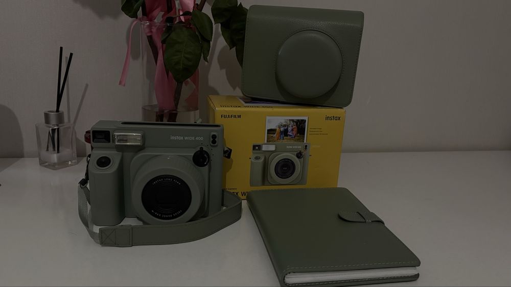 Instax фотоапаарат