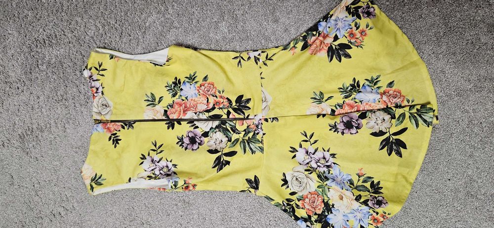 Потник/ Топ в жълт цвят