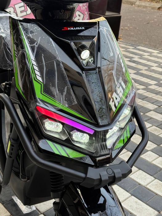 Электронный скутер Skillmax 2000 watt