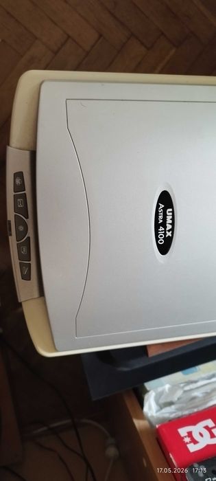 Скенер Umax Astra 4100