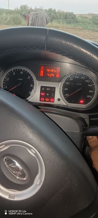 Lada largus vesta mator