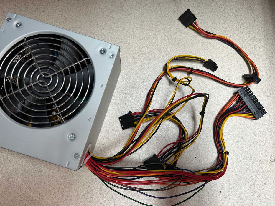 Захранване за компютър Omega 450W