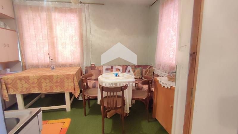 Многофамилна къща в гр. Сапарева баня