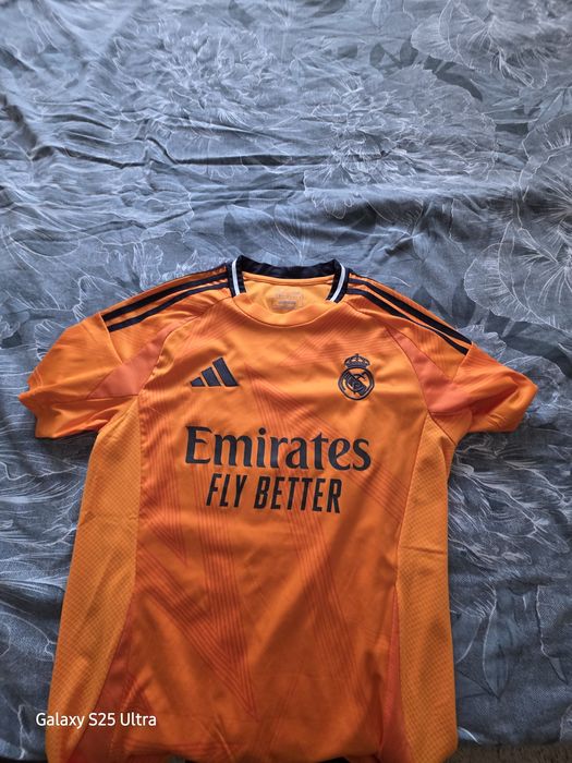 Продажа форм Реала & Барселоны