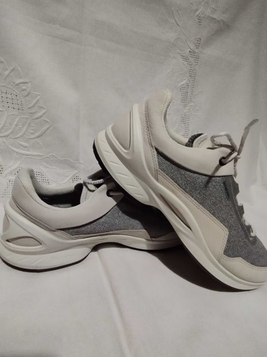 ECCO ЕСТЕСТВЕНА КОЖА дамски маратонки