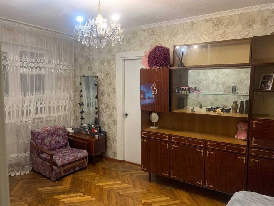 Дава се под наем Едностаен апартамент в София, Сухата река - 42 кв.м за 300 € - Снимка #1