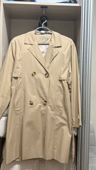 тренч  Zara на девочку  12-13 лет