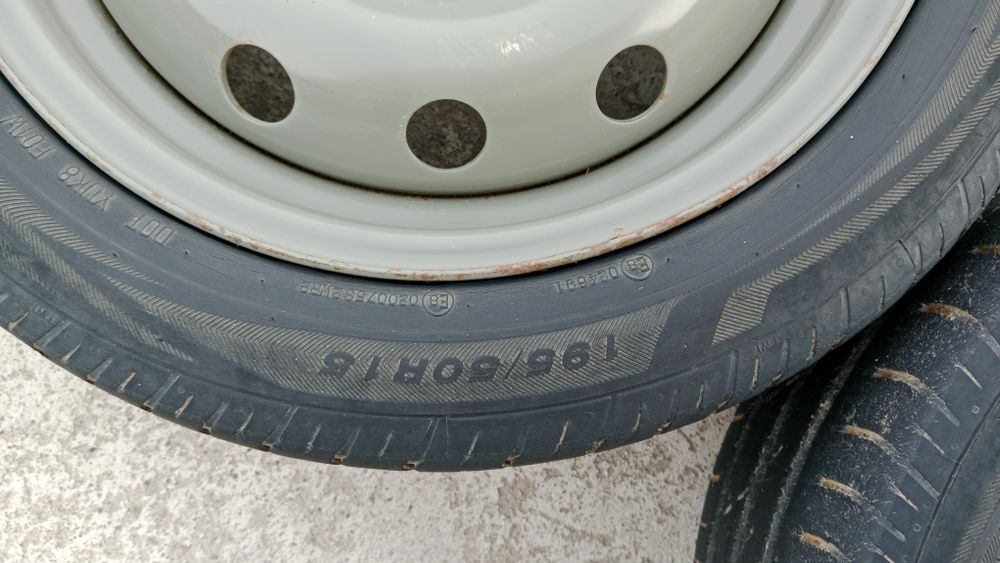 Продам евро диски с шинами 195/50 R15