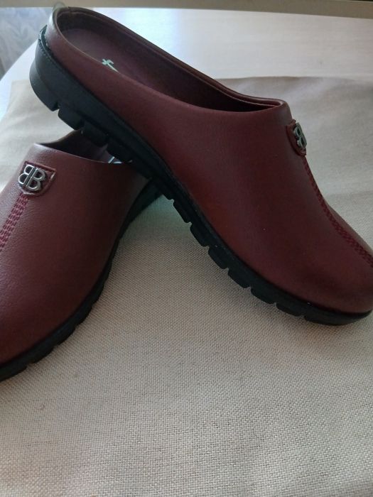 Продам тапочки-сабо