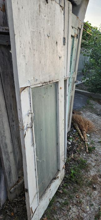 Taxta eshiklar sotiladi 100ming donasi 5 ta