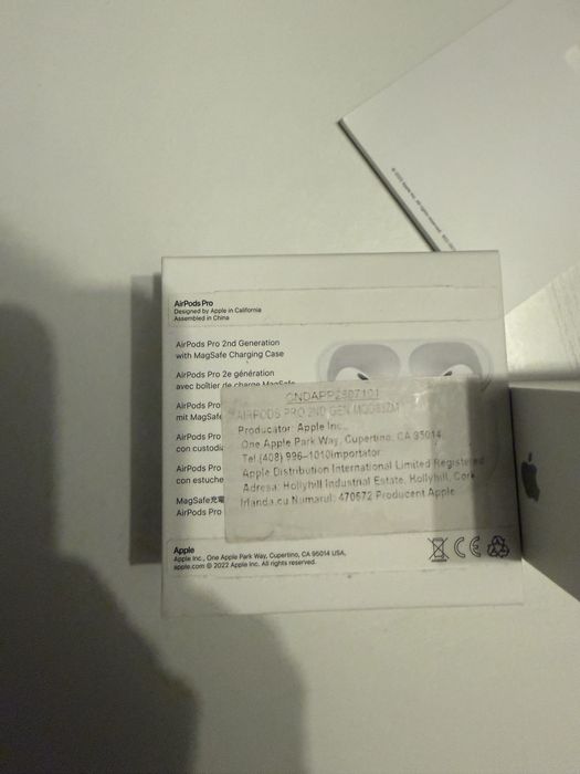 Airpods Pro (2nd genration lightning) orginale + 2 huse