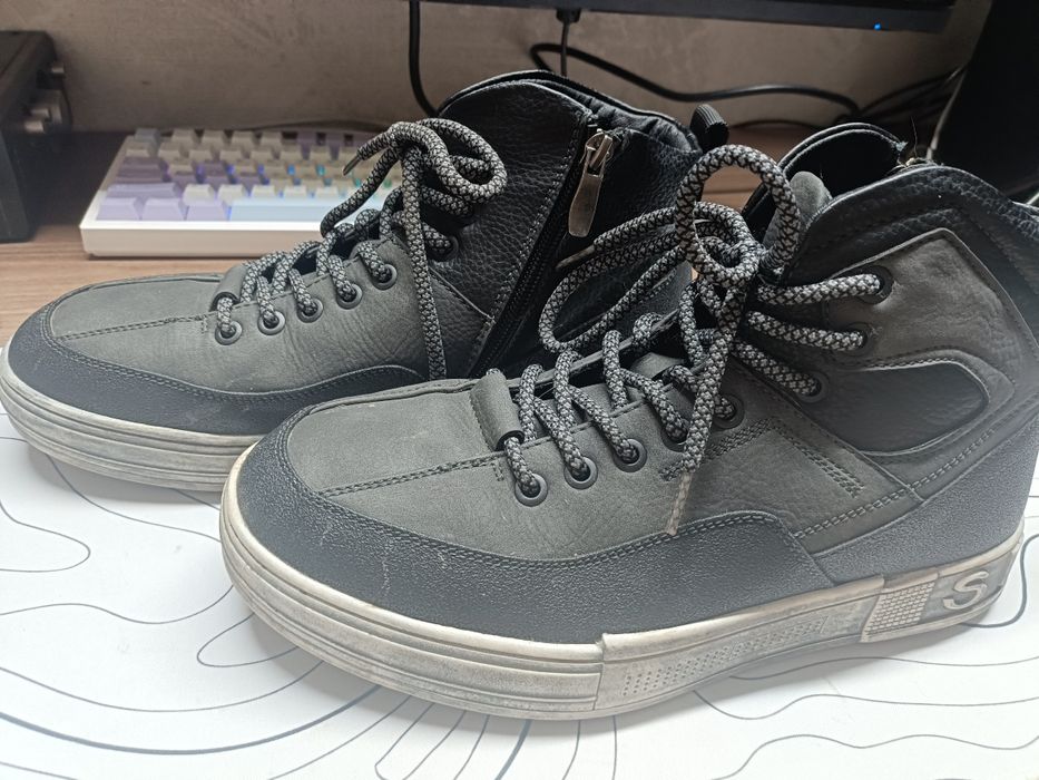 Ботинки зимние мужские 40