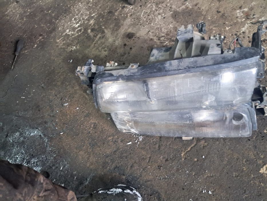 Фары  Mazda  626