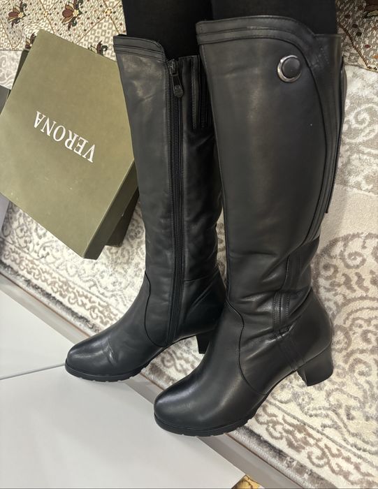 Зимние кожаные сапоги