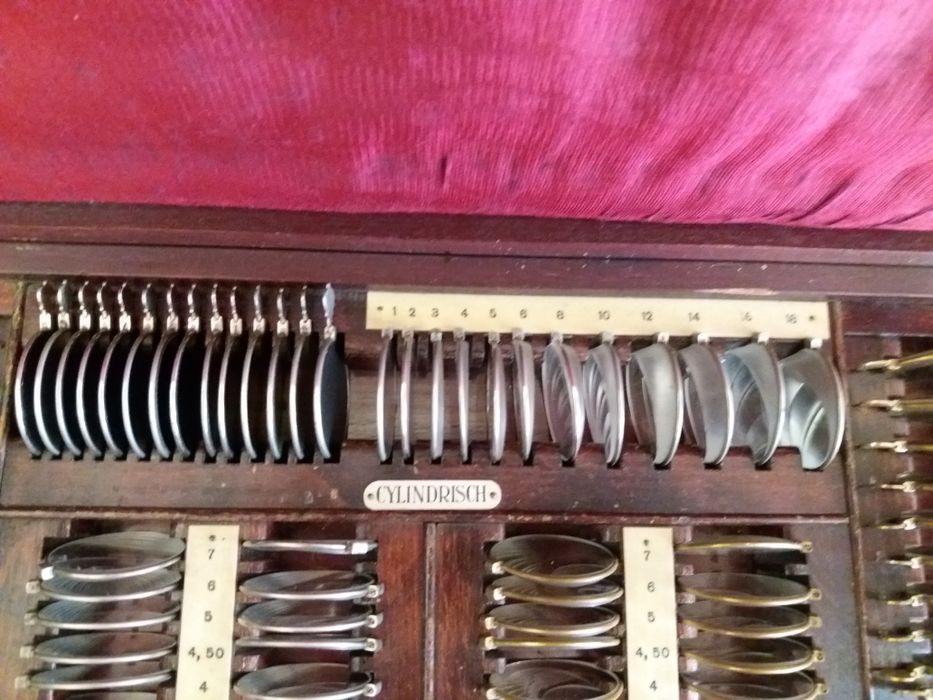 Набор пробни стъкла за очни прегледи