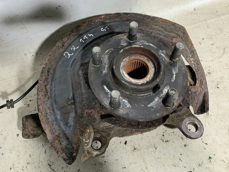Fuzeta stanga fata Nissan Qashqai plus 2 J10 40015-JD000 2.0 dci cutie