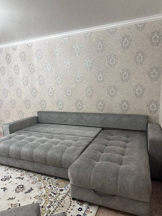 Угловой диван для гостинной