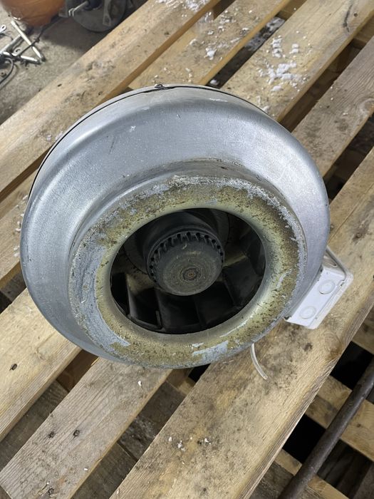 Продам вентилятор для вытяжки