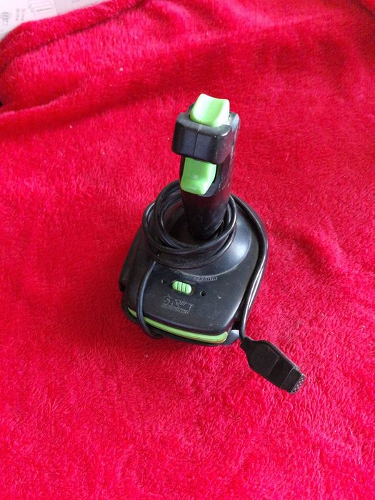 Joystick  / manetă pentru jocuri