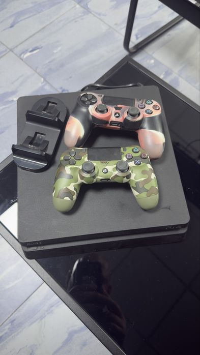Play station 4 slim 500 gb