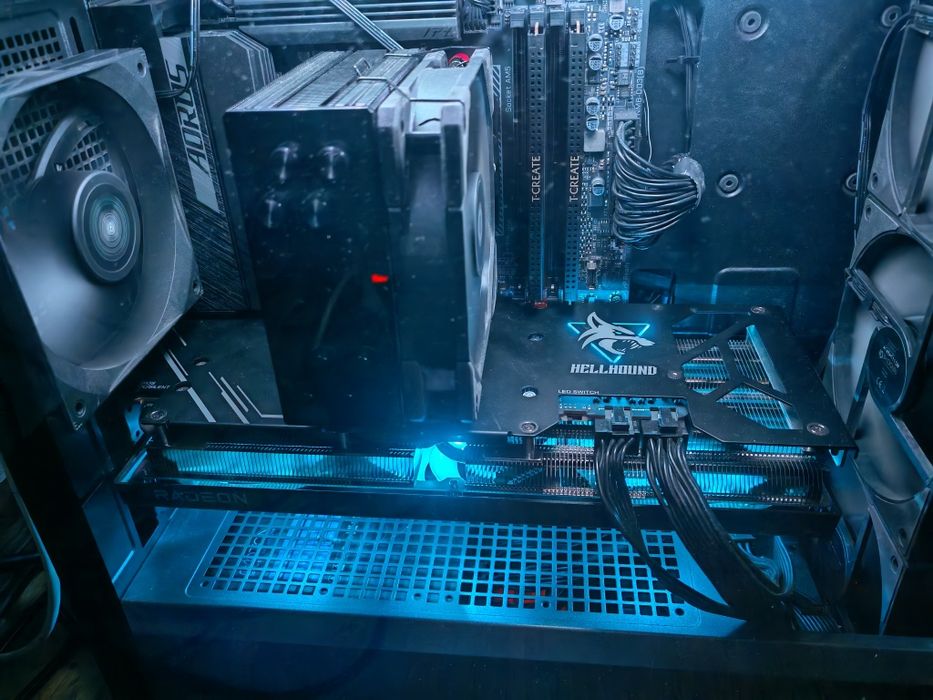 Power color RX 7700xt 12g