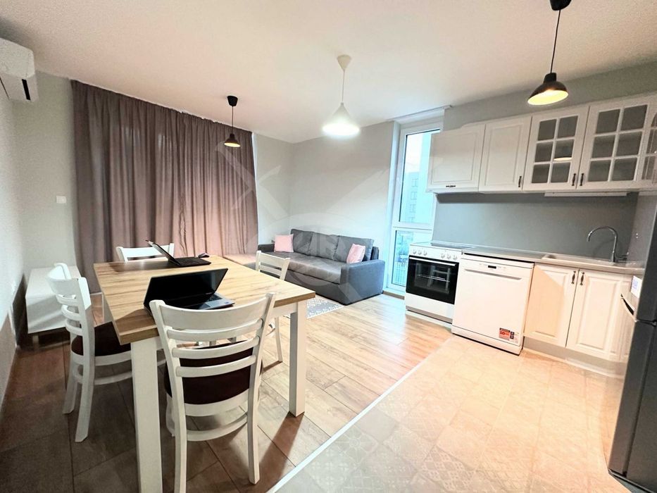 Продава се Тристаен апартамент в Варна, Възраждане 1 - 91 кв.м за 1797 €/кв.м - Снимка #1