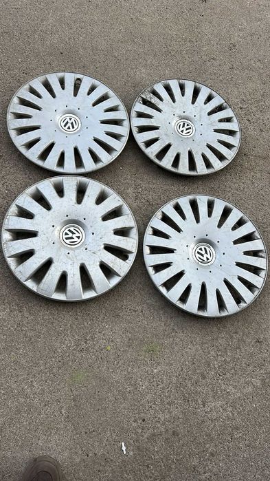 Set jante tabla cu capace roti 5x112 anvelope 205/55R16 M+S Passat B7