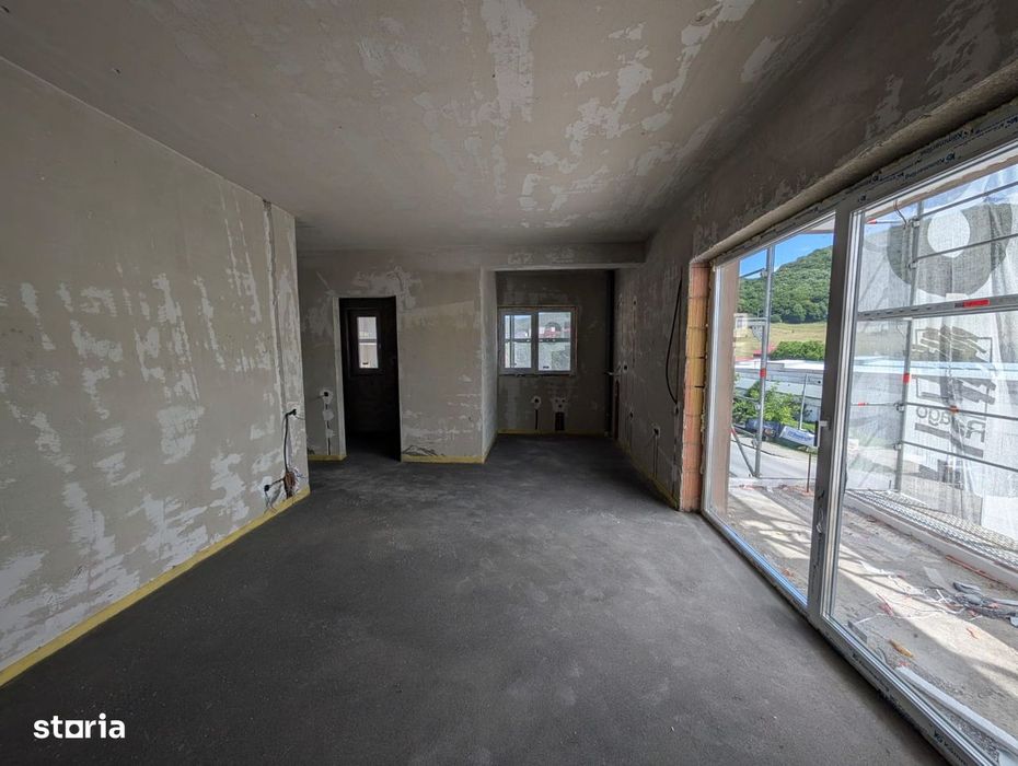 Apartament cu 2 camere, semifinisat, bloc cu lift, zona Cetatii — fotografia 1