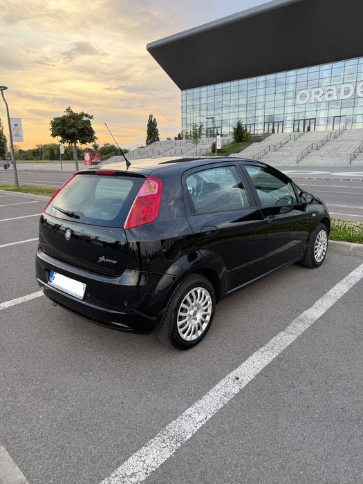 Fiat Punto 1.2 Benzină | 2009 | 65 CP | 192.448 km | ITP până în 04/2027