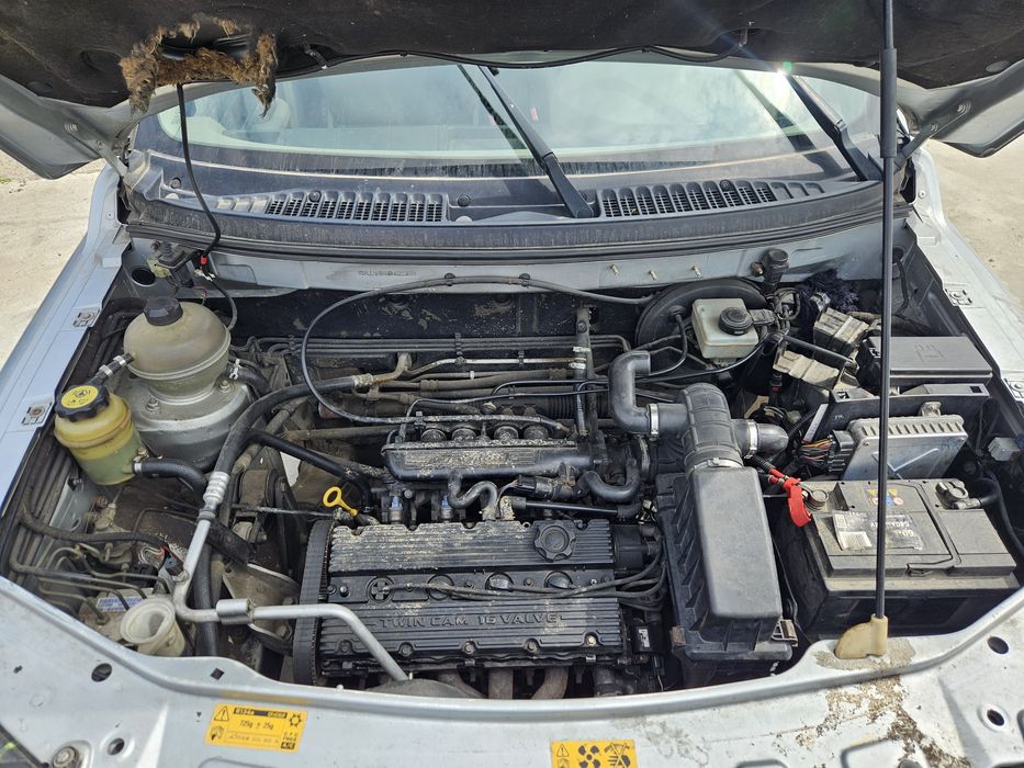 Ланд Ровер Фрееландер 1.8i 16V на части