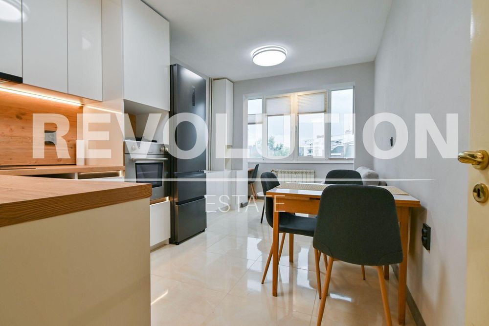 Дава се под наем Тристаен апартамент в София, Стрелбище - 70 кв.м за 720 € - Снимка #2
