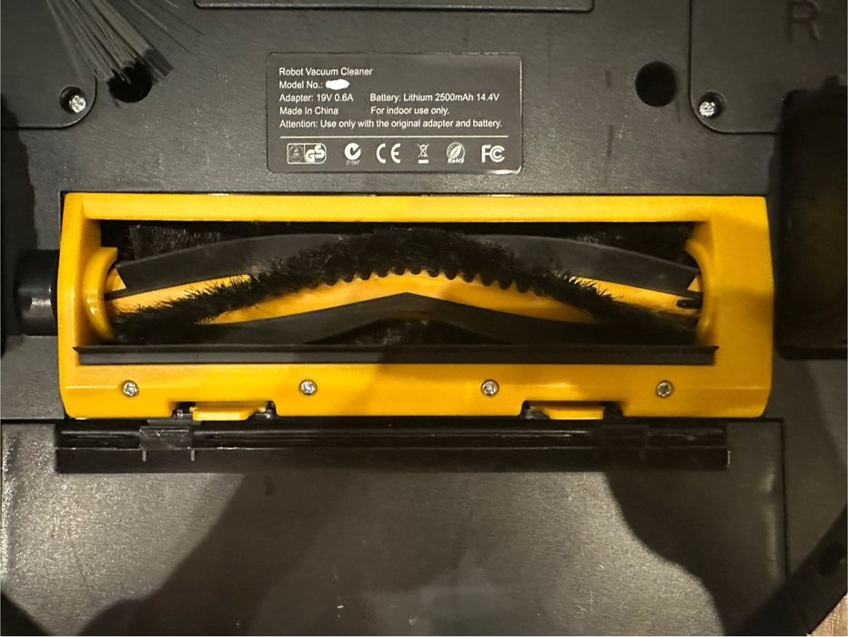 Прахосмукачка - робот Liectroux