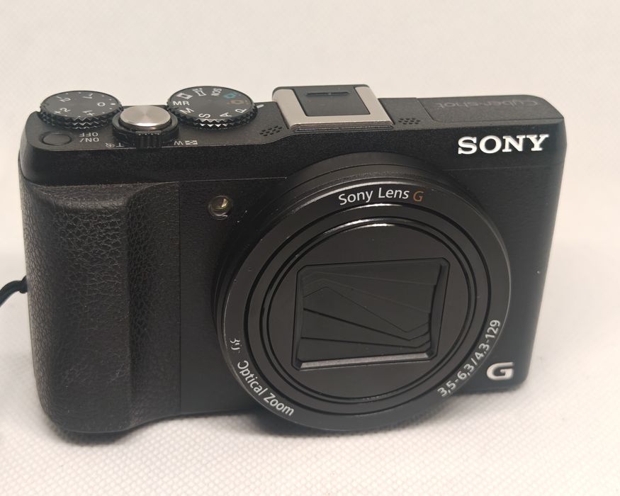 Sony Cyber-shot DSC-HX60V – compactă premium cu zoom 30x