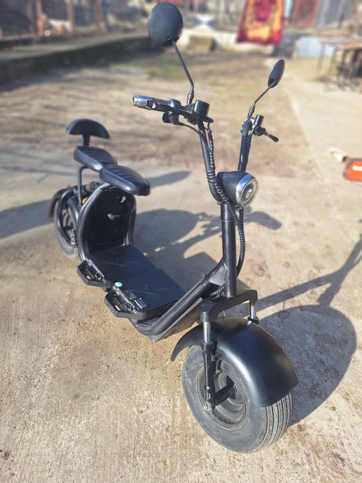 Vand scuter electric