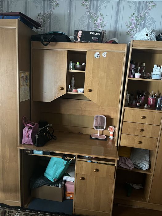 Продам комнатный гарнитур